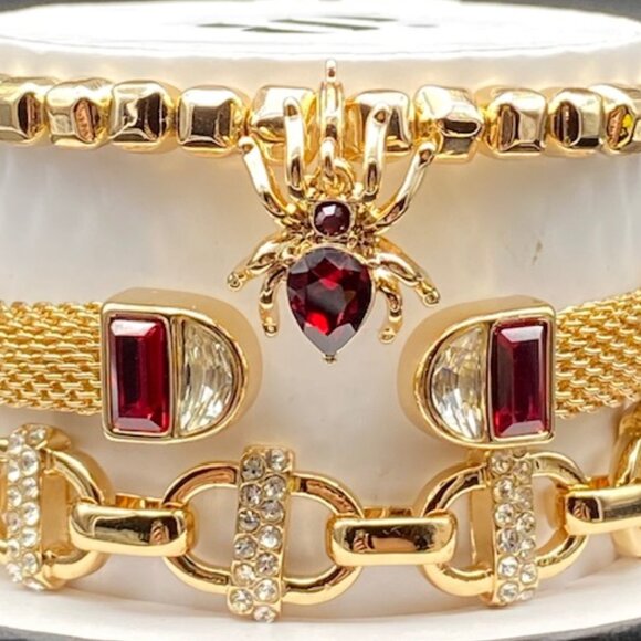 Web Of Wonder ST46886 Halloween Stack 2025 Red Gold Spider - Picture 1 of 4